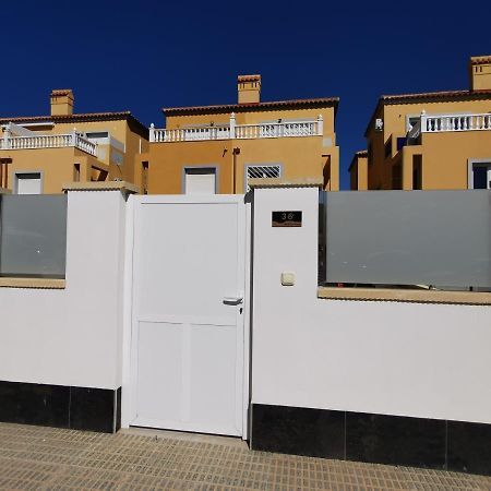 Villa La Zenia Boulevard 36 Playa Flamenca Bagian luar foto
