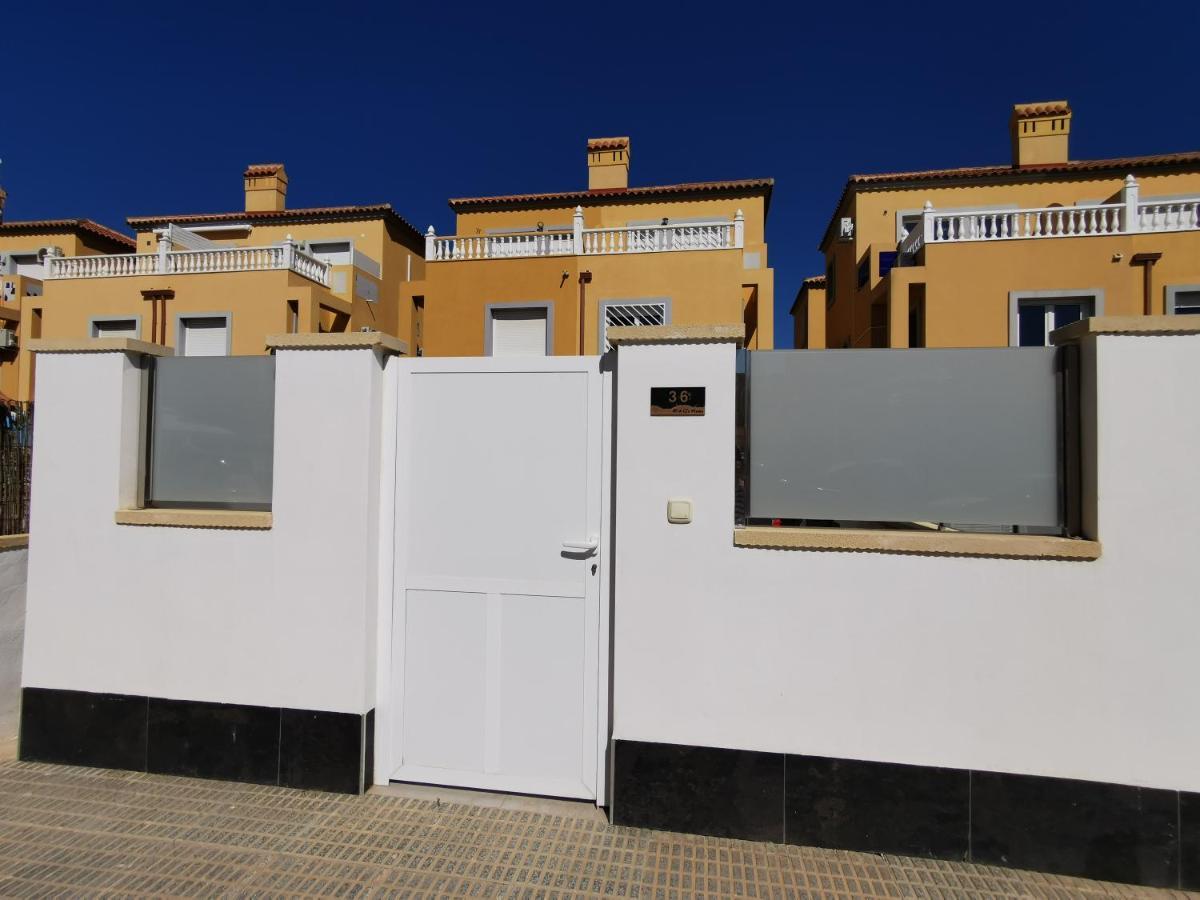 Villa La Zenia Boulevard 36 Playa Flamenca Bagian luar foto