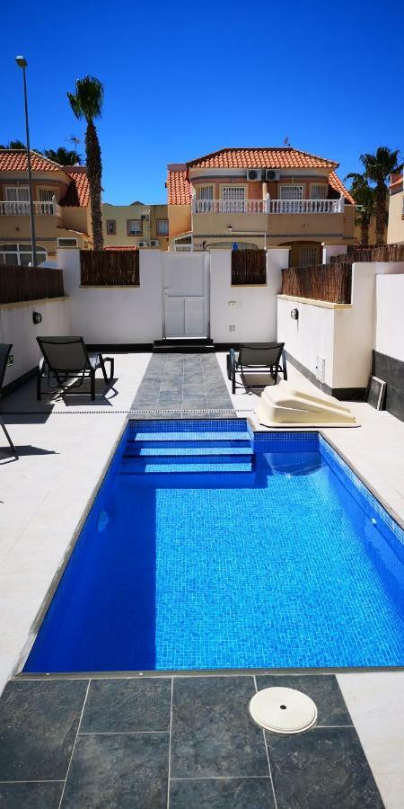 Villa La Zenia Boulevard 36 Playa Flamenca Bagian luar foto